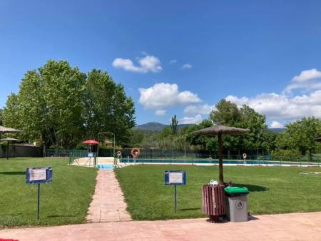 Imagen Bonos piscinas municipales de Ayerbe y Losanglis temporada 2023
